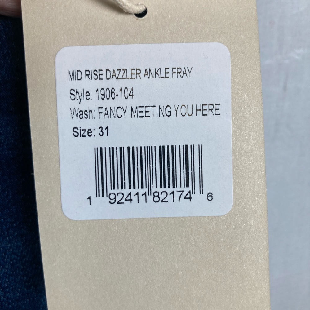 NWT MOTHER The Mid Rise Dazzler Ankle Fray Jeans Fancy Meeting You Here Wash 31 - Picture 7 of 15